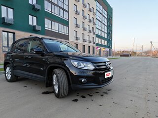 2016 Volkswagen Tiguan Euro 6 I Рестайлинг, чёрный, 1900000 рублей, вид 2