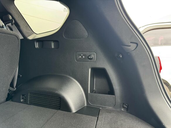2021 Hyundai Santa Fe IV Рестайлинг, белый, 3950000 рублей - вид 40