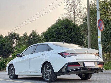 2026 Hyundai Elantra VII (CN7) Рестайлинг, белый, 1760000 рублей, вид 5