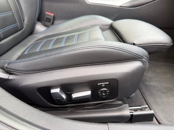 2019 BMW 3 серии 320d xDrive VII (G2x), чёрный, 4299999 рублей - вид 29