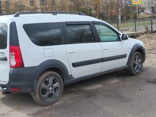 2018 Lada (ВАЗ) Largus Cross I, белый, 900000 рублей, вид 2