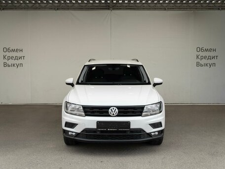 2017 Volkswagen Tiguan II, белый, 1799000 рублей, вид 5