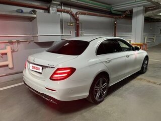 2020 Mercedes-Benz E-Класс 200 V (W213, S213, C238), белый, 4500000 рублей, вид 2