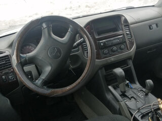 2000 Mitsubishi Pajero III, чёрный, 950000 рублей, вид 2