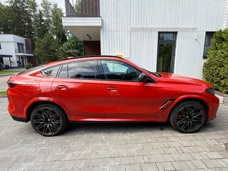2022 BMW X6 M Competition III (F96), красный, 10000000 рублей, вид 5