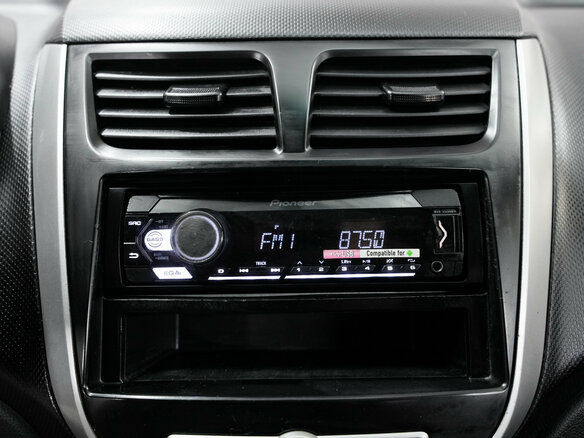 2012 Hyundai Solaris I, чёрный, 671000 рублей - вид 16
