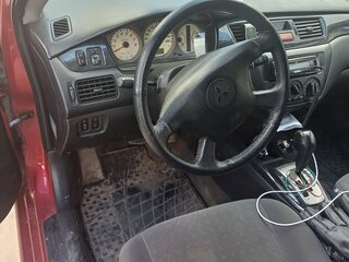 2004 Mitsubishi Lancer IX, красный, 330000 рублей, вид 4
