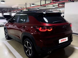 2021 Chevrolet TrailBlazer III, пурпурный, 2000200 рублей, вид 4