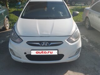 2012 Hyundai Solaris I, белый, 530000 рублей, вид 1