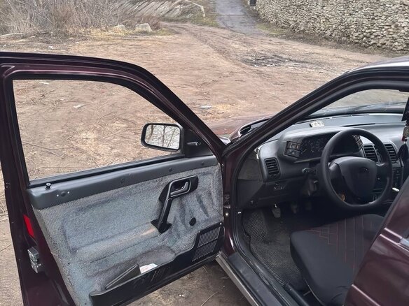 1999 Lada (ВАЗ) 2110, красный, 230000 рублей - вид 13