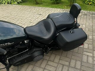 2018 Harley-Davidson Street Bob, зелёный, 1000000 рублей, вид 4