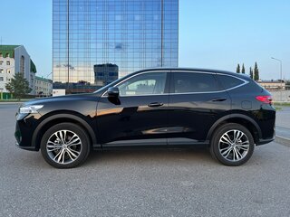 2024 Haval F7 I Рестайлинг, чёрный, 2400000 рублей, вид 4