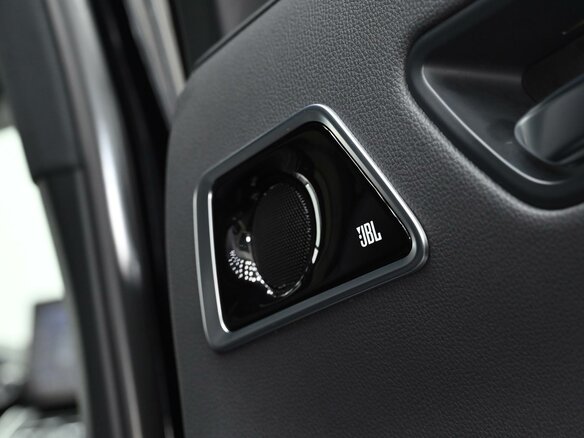 2023 Toyota Land Cruiser 300 Series, чёрный, 9900000 рублей - вид 19