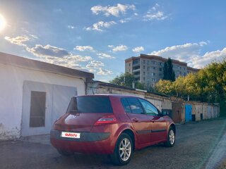 2008 Renault Megane II Рестайлинг, красный, 300000 рублей, вид 5