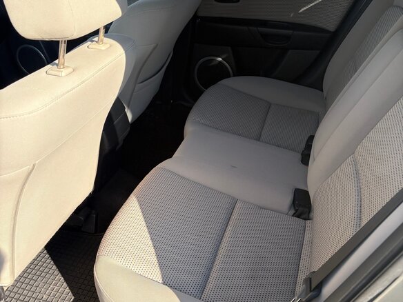 2008 Mazda 3 I (BK) Рестайлинг, золотистый, 750000 рублей - вид 9