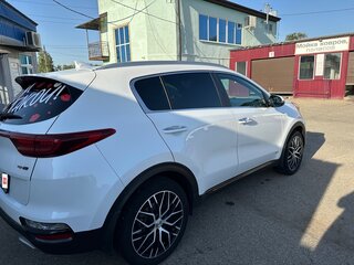 2020 Kia Sportage IV Рестайлинг, белый, 2700000 рублей, вид 2