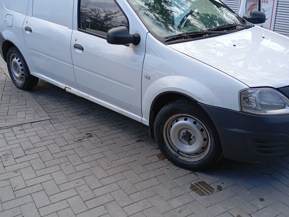2013 LADA (ВАЗ) Largus, белый, 500000 рублей
