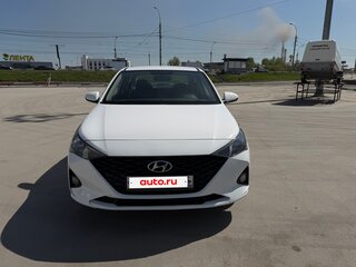 2021 Hyundai Solaris II Рестайлинг, белый, 1030000 рублей, вид 2