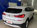 2020 BMW X2 sDrive18i I (F39), белый, 3500000 рублей - вид 2