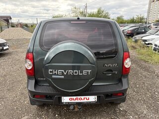 2013 Chevrolet Niva I Рестайлинг, серый, 425000 рублей, вид 4