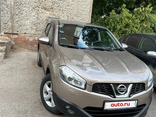 2013 Nissan Qashqai I Рестайлинг, коричневый, 1080000 рублей, вид 2