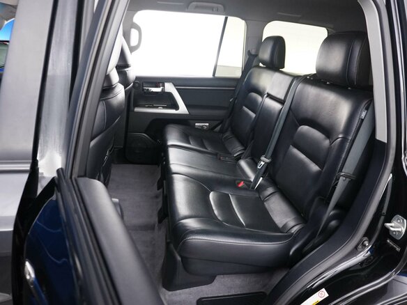 2013 Toyota Land Cruiser 200 Series Рестайлинг 1, чёрный, 4577088 рублей - вид 8