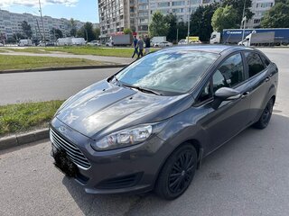 2017 Ford Fiesta Mk6 Рестайлинг, серый, 1200000 рублей, вид 1