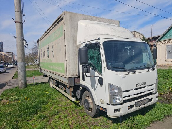 2014 Isuzu Elf (N-series), белый, 2700000 рублей - вид 2