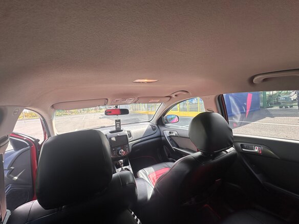 2010 Kia Cerato 5-speed II, красный, 830000 рублей - вид 8