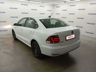 2019 Volkswagen Polo V Рестайлинг, белый, 1094000 рублей, вид 4