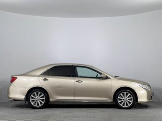 2011 Toyota Camry VII (XV50), золотистый, 1220000 рублей, вид 4