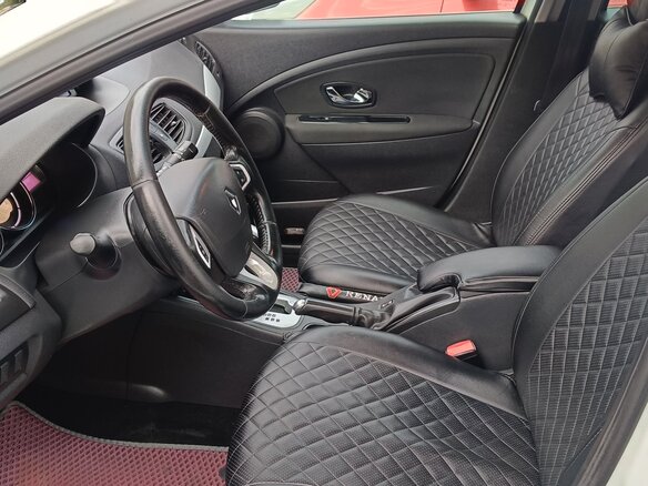 2012 Renault Megane III Рестайлинг, белый, 690000 рублей - вид 7