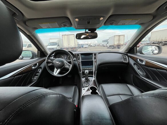 2019 Infiniti Q50 I Рестайлинг, чёрный, 1999000 рублей - вид 7