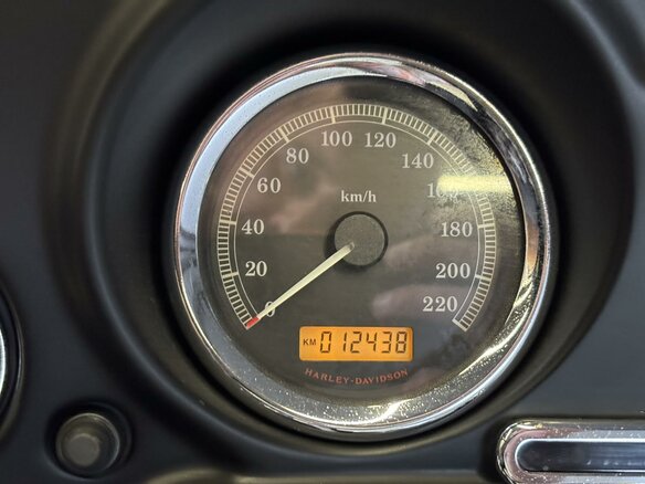 2007 Harley-Davidson Electra Glide, красный, 893000 рублей - вид 14