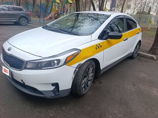 2018 Kia Forte II Рестайлинг, белый, 1280000 рублей, вид 1
