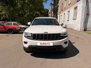 2013 Jeep Grand Cherokee IV (WK2) Рестайлинг, белый, 2000000 рублей, вид 2