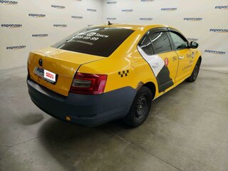 2020 Skoda Octavia III (A7) Рестайлинг, белый, 855000 рублей, вид 3