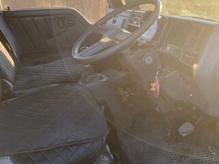 1991 Mazda Titan, белый, 1200000 рублей, вид 2