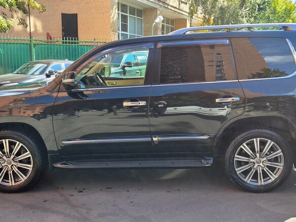 2013 Lexus LX 570 III Рестайлинг, чёрный, 3660000 рублей - вид 10
