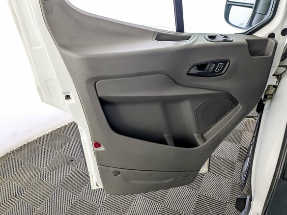 2021 Ford Transit, белый, 2465000 рублей - вид 18