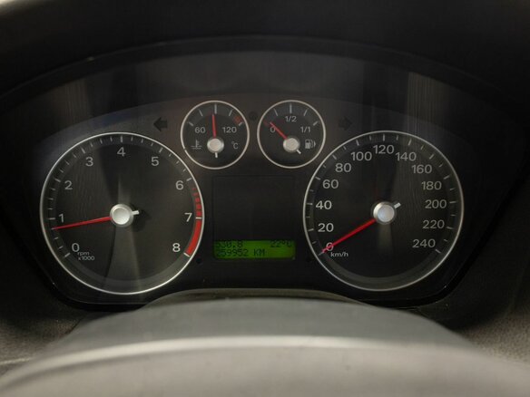 2006 Ford Focus II, красный, 390000 рублей - вид 21