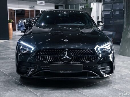 2021 Mercedes-Benz E-Класс 200 V (W213, S213, C238) Рестайлинг, чёрный, 4400000 рублей, вид 3