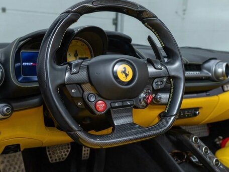2017 Ferrari 812 Superfast, чёрный, 29000000 рублей, вид 5