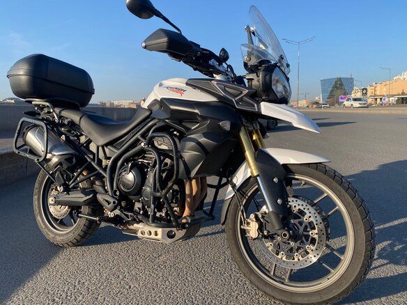 2014 Triumph Tiger 800, белый, 600000 рублей - вид 1