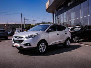 2014 Hyundai ix35 I Рестайлинг, серебристый, 1180000 рублей, вид 2