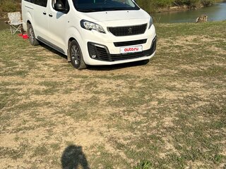 2021 Peugeot Traveller Long I, белый, 2500000 рублей, вид 4