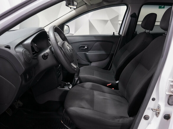2015 Renault Sandero II, белый, 595000 рублей - вид 8