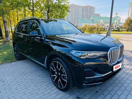 2019 BMW X7 40i I (G07), чёрный, 6100000 рублей, вид 5