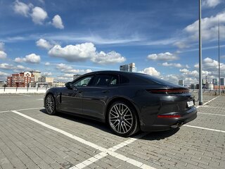 2023 Porsche Panamera 4 III, серый, 17000000 рублей, вид 4