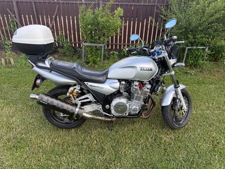 1998 Yamaha XJR1300, серебристый, 450000 рублей, вид 1